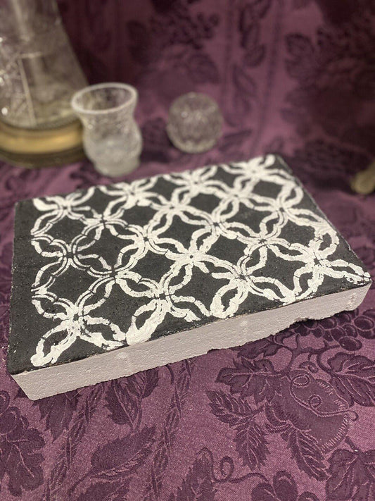 Hand Painted Garden Stepping Stone 12x10x3 Black And White - Stylin Spirit