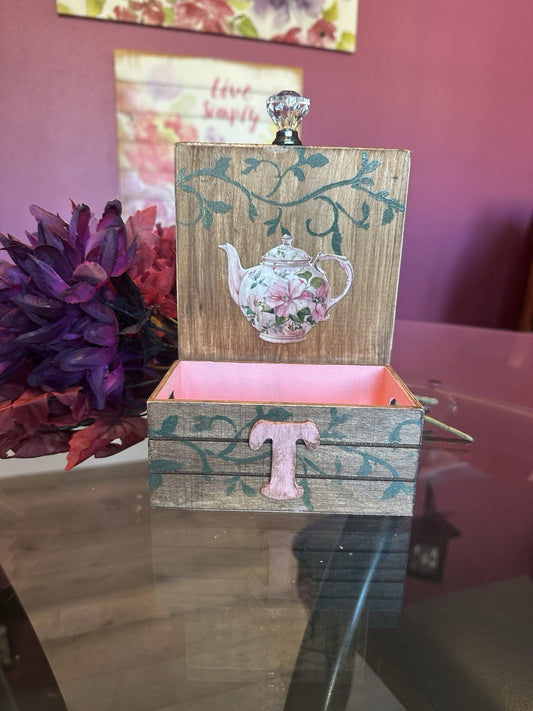 Hand Stained And Painted Wood Tea Caddy Shabby Chic Green And Pink